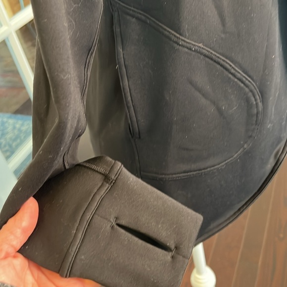 Ivviva by Lululemon black jacket/wrap, girls size 12 - Picture 5 of 9